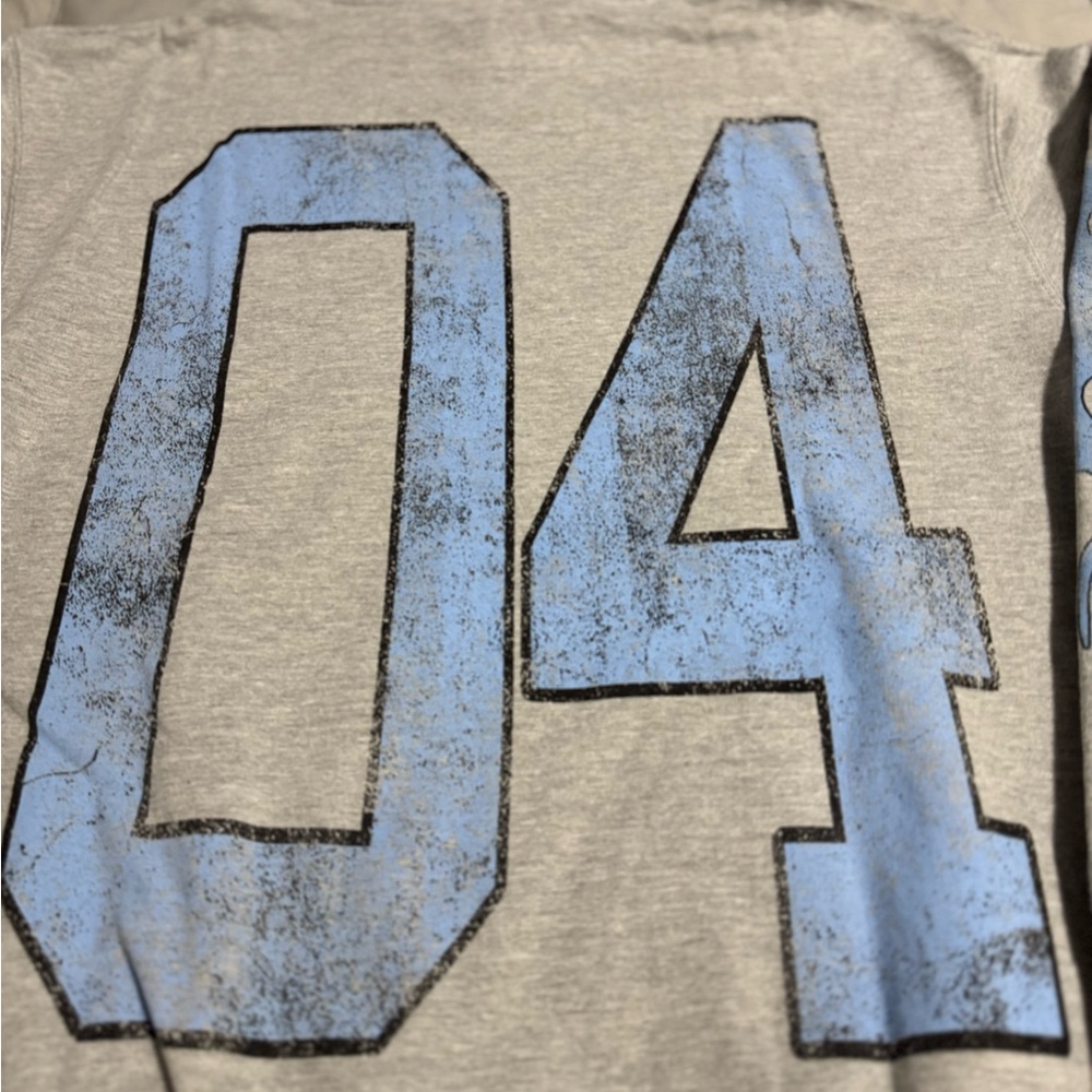 Chris Brown x Lil Baby One of Them Ones Tour Hoodie - Picture 5 of 5